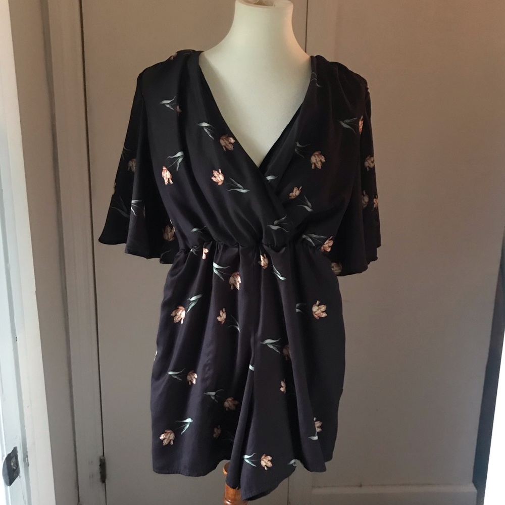 OML, bell sleeve, floral romper